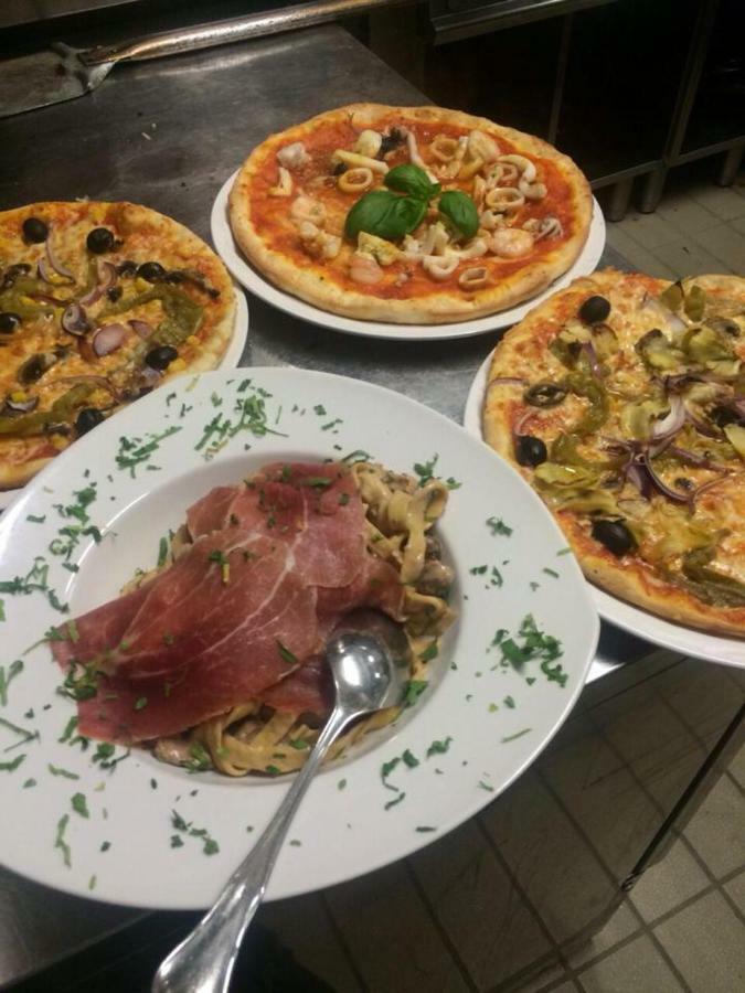 Weinstube Heigl Restaurante Pizzeria Puccini Otel Landshut Dış mekan fotoğraf